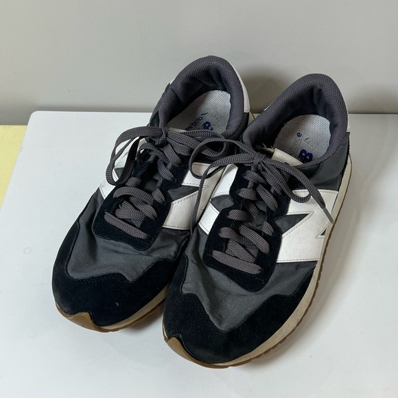 Men’s New Balance 237 Size 10.5 Black Classic Sneakers - Picture 3 of 12